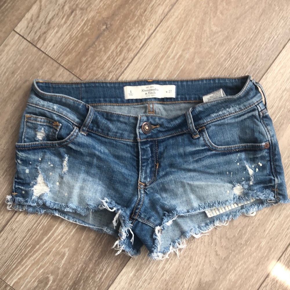 Abercrombie & Fitch jean shorts size 4